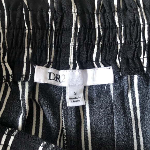 Black and White Striped High Waisted Shorts, size Small - Picture 2 of 3